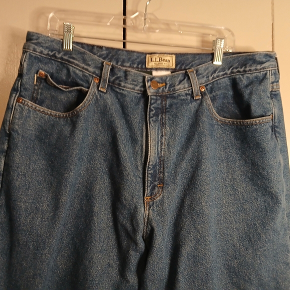 L.L. Bean Relaxed Fit Mens 38x34 Blue Fleece Lined Jeans (0588A2) - Picture 3 of 9
